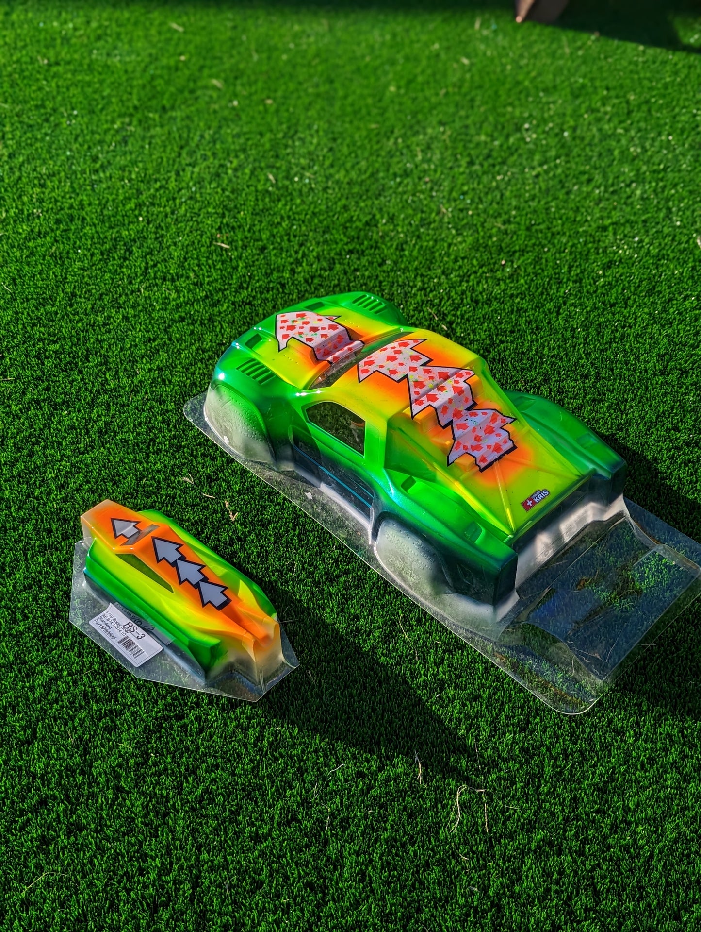 Custom airbrushed buggy bodies